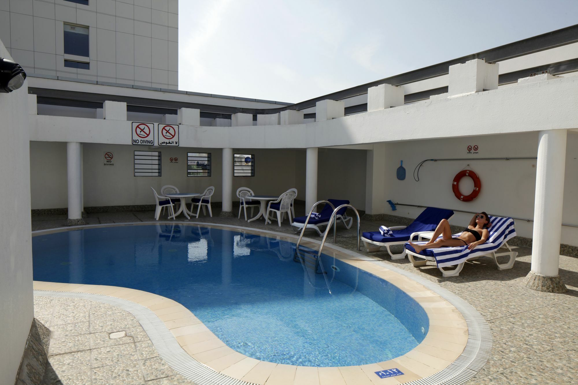 Avari Hotel Apartments - Al Barsha Dubai Exterior foto